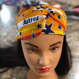 Astro’s women’s headband